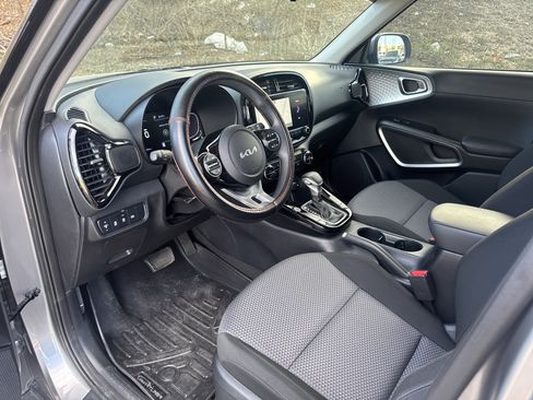 Used 2024 Kia Soul S image 24