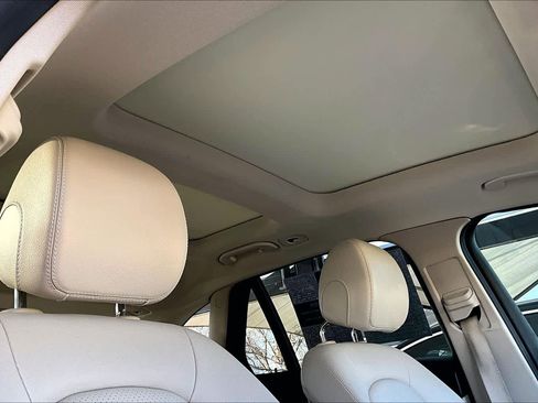 Used 2019 Mercedes-Benz GLC 300 image 13