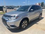 Used 2019 Mitsubishi Outlander ES image 3
