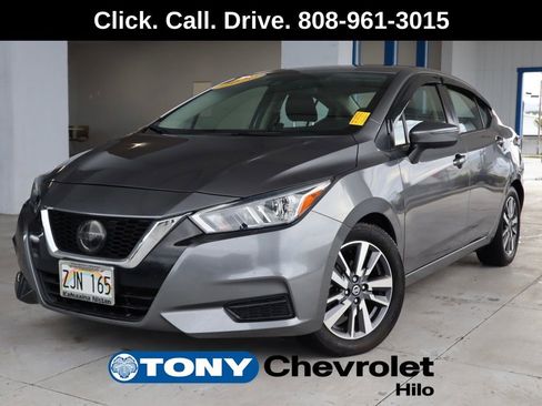 Used 2020 Nissan Versa SV image 1