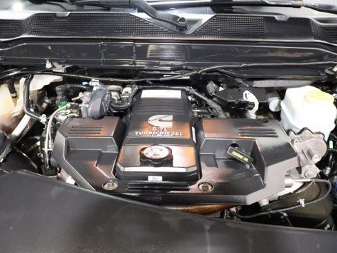Used 2021 RAM 2500 Limited AWD/4WD image 73