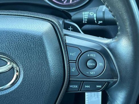 Certified 2022 Toyota Camry SE image 24