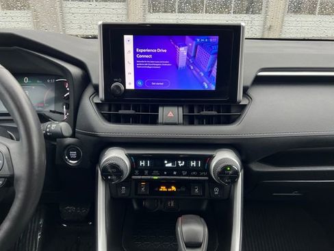 Used 2023 Toyota RAV4 XLE image 20