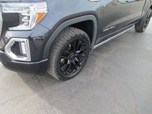Used 2020 GMC Sierra 1500 Denali w/ Denali Ultimate Package image 13