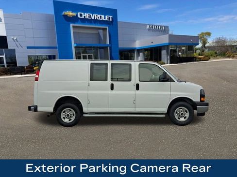 Used 2023 GMC Savana 2500 Work Van w/ Driver Convenience Package image 10