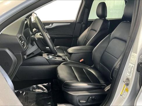 Used 2025 Ford Escape Platinum AWD/4WD image 27