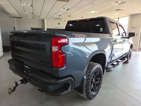 Used 2020 Chevrolet Silverado 1500 Custom Trail Boss w/ Custom Convenience Package AWD/4WD image 8