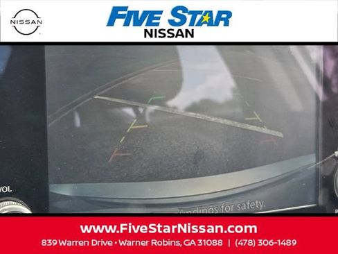 Used 2025 Nissan Altima 2.5 S FWD image 19