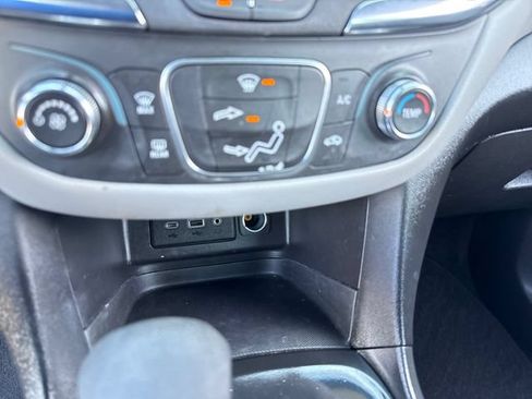 Certified 2024 Chevrolet Equinox LS FWD image 18