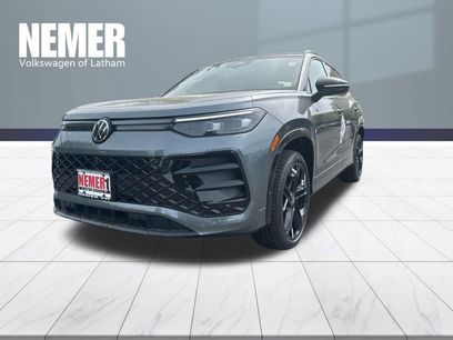 New 2026 Volkswagen Tiguan SE R-Line