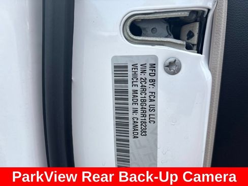 Used 2024 Chrysler Pacifica Touring-L FWD image 12