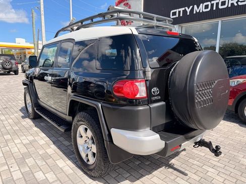 Used 2007 Toyota FJ Cruiser 4WD image 5