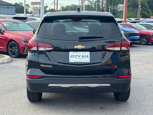 Used 2024 Chevrolet Equinox LT FWD image 3