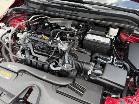 Used 2025 Toyota Corolla LE FWD image 33