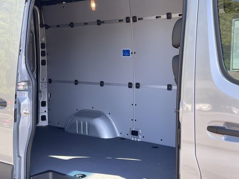 New 2025 Mercedes-Benz Sprinter 2500 image 7
