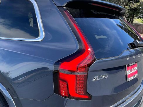 New 2026 Volvo XC90 B5 Plus w/ Protection Package image 25