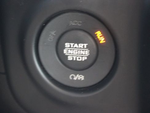 Used 2021 Jeep Wrangler Unlimited Sahara w/ LED Lighting Group AWD/4WD image 38