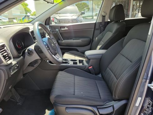 Used 2022 Kia Sportage LX FWD image 16