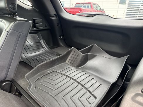Used 2020 Chevrolet Equinox LT w/ Midnight Edition FWD image 35