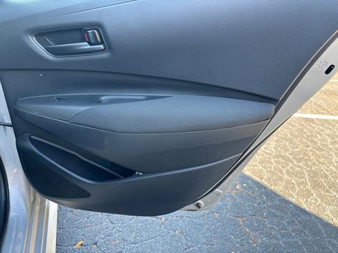 Used 2025 Toyota Corolla LE image 16