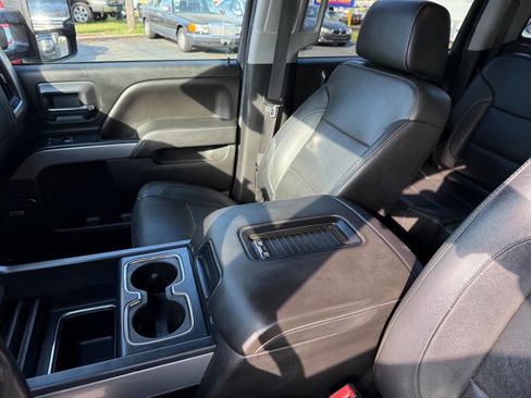 Used 2018 Chevrolet Silverado 1500 LTZ Z71 image 8