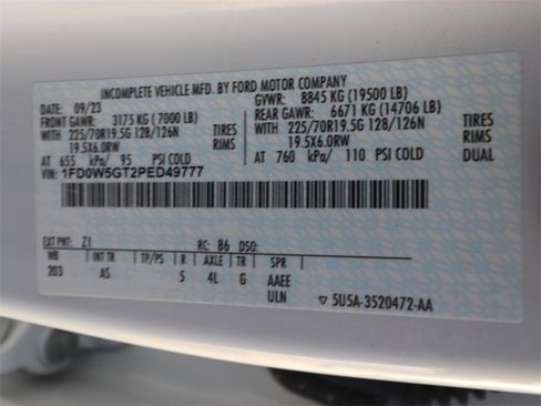 Certified 2023 Ford F550 2WD Crew Cab Super Duty image 21