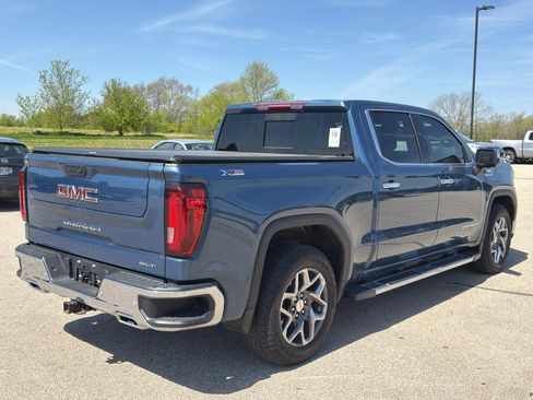 Used 2024 GMC Sierra 1500 SLT w/ SLT Premium Plus Package AWD/4WD image 5