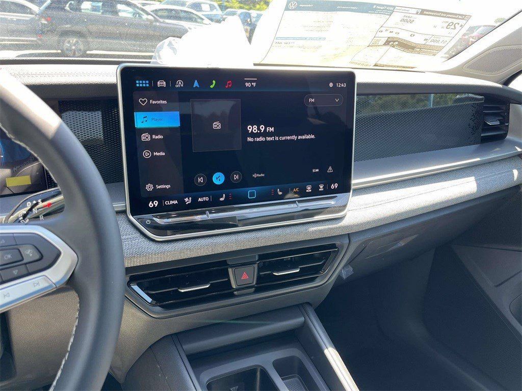 Certified 2025 Volkswagen Tiguan S FWD image 26