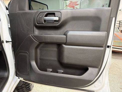 Used 2021 Chevrolet Silverado 1500 Custom RWD image 38