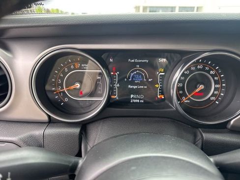 Used 2021 Jeep Gladiator Sport w/ Quick Order Package 24Q 80Th AWD/4WD image 11