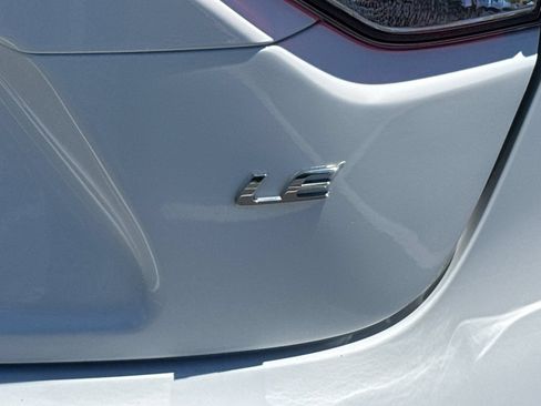 Used 2021 Toyota Corolla LE FWD image 13
