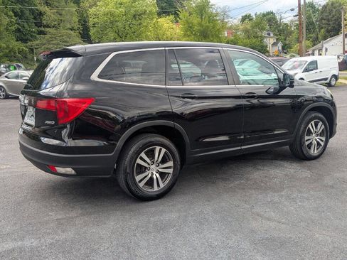 Used 2018 Honda Pilot EX image 8