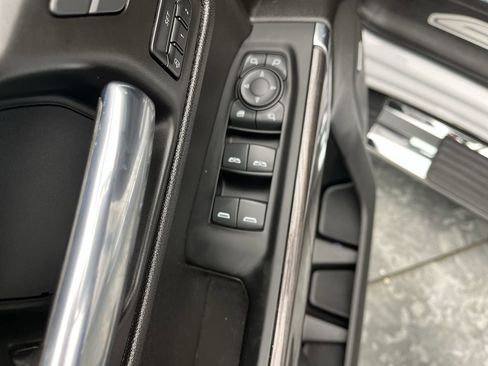 Certified 2022 Chevrolet Silverado 1500 LTZ w/ LTZ Premium Package image 9