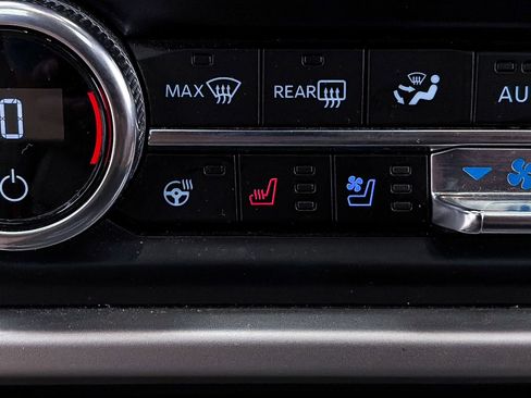 Used 2024 Ford Expedition Limited RWD image 28