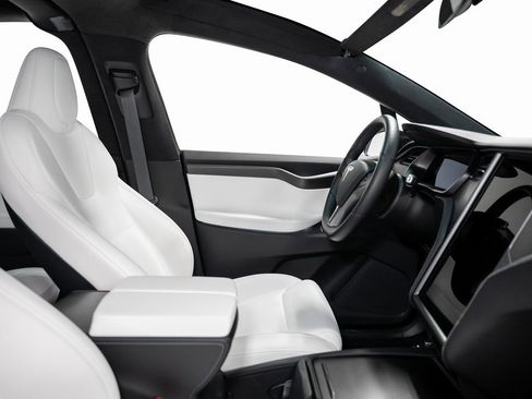 Used 2021 Tesla Model X Performance image 58