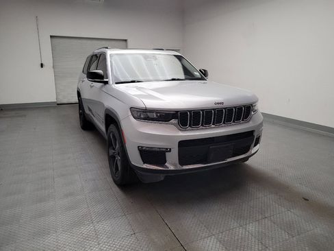 Used 2021 Jeep Grand Cherokee L Limited w/ Trailer Tow Group (B) AWD/4WD image 14