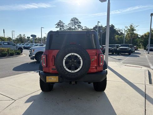 Certified 2024 Ford Bronco Outer Banks w/ Sasquatch Package AWD/4WD image 6
