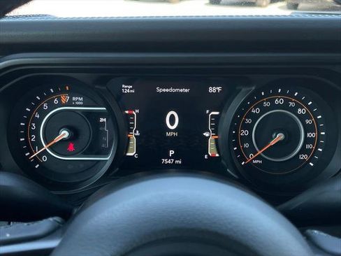 Certified 2025 Jeep Gladiator Rubicon w/ Convenience Group AWD/4WD image 58