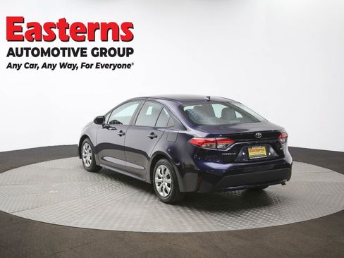 Used 2021 Toyota Corolla LE image 63