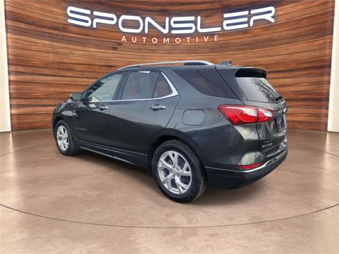 Used 2020 Chevrolet Equinox Premier image 3