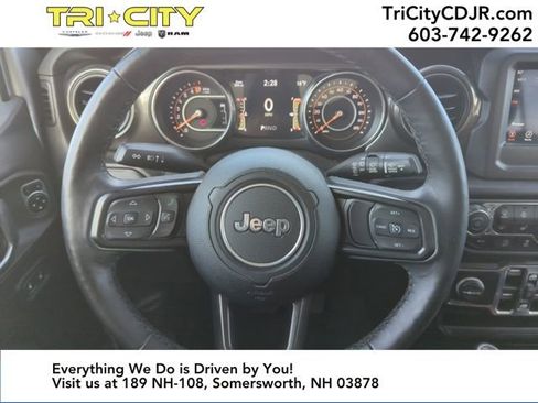 Used 2019 Jeep Wrangler Unlimited Sport image 22