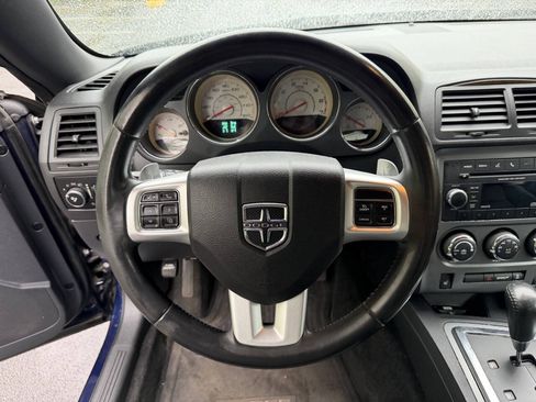 Used 2013 Dodge Challenger R/T RWD image 18