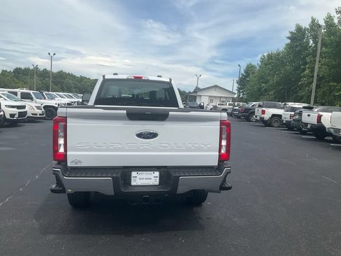 New 2026 Ford F250 XL AWD/4WD image 6