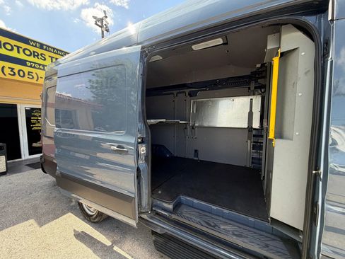Used 2020 Ford Transit 250 148 High Roof Extended RWD image 8