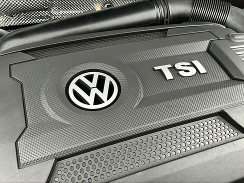 Used 2017 Volkswagen Beetle 1.8T Classic image 30