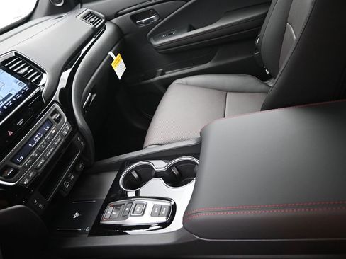 New 2026 Honda Ridgeline Black Edition image 16