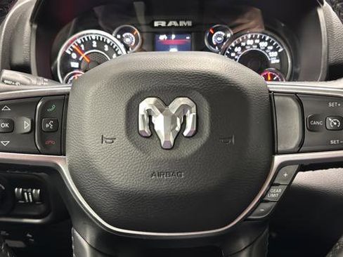Used 2019 RAM 1500 Big Horn AWD/4WD image 16
