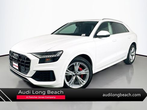 Used 2022 Audi Q8 Prestige image 1