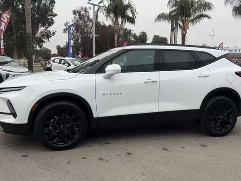 New 2026 Chevrolet Blazer LT w/ Convenience Package image 2