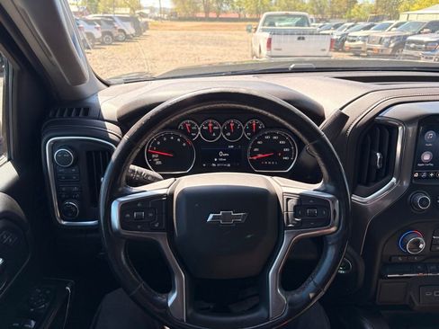 Used 2022 Chevrolet Silverado 1500 RST w/ Z71 Off-Road Package AWD/4WD image 10